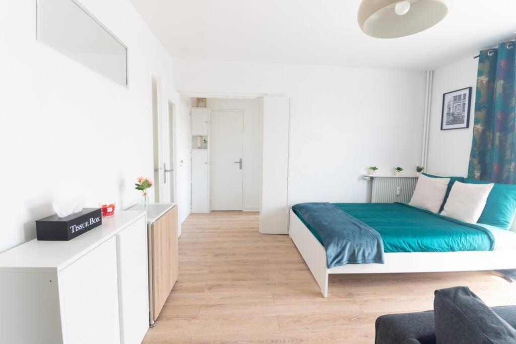 Le Citadin-T1-28M2-Pte Paris M7 Apartamento Le Kremlin-Bicêtre Exterior foto